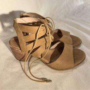 Dr. Scholls Original Collection Mista Strappy Leather Sandals, size 7 (SH01)